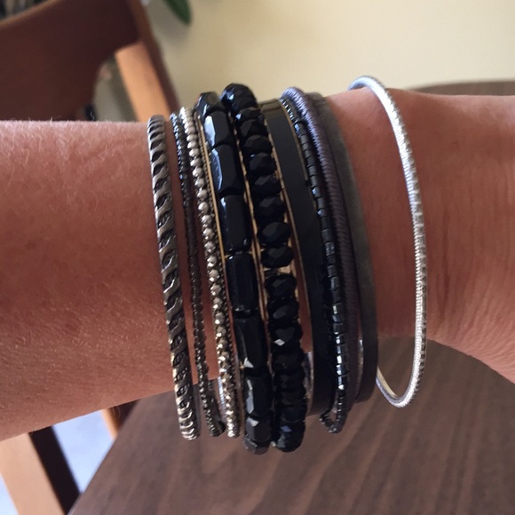 Bracelet bundle - Picture 3 of 3